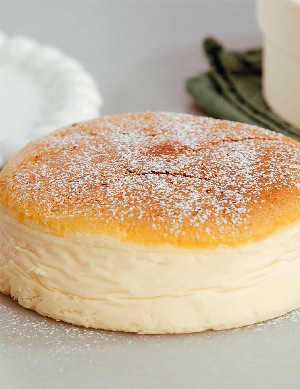Fotografía de un cheesecake japonés